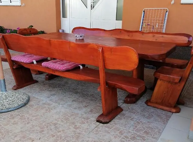 Perla * ביוגראד נה מורו