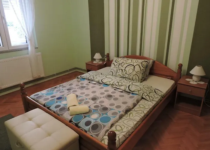 Perla Биоград-на-Мору